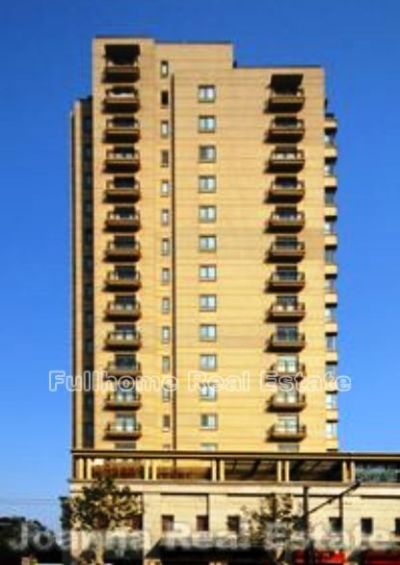 Same compound: Champs Elysees Palace, 2 bedrooms in Shanghai