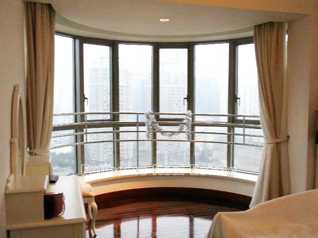 Jing An Four Seasons - 3 bedroom apartment in Shanghai, Jing An, Downtown