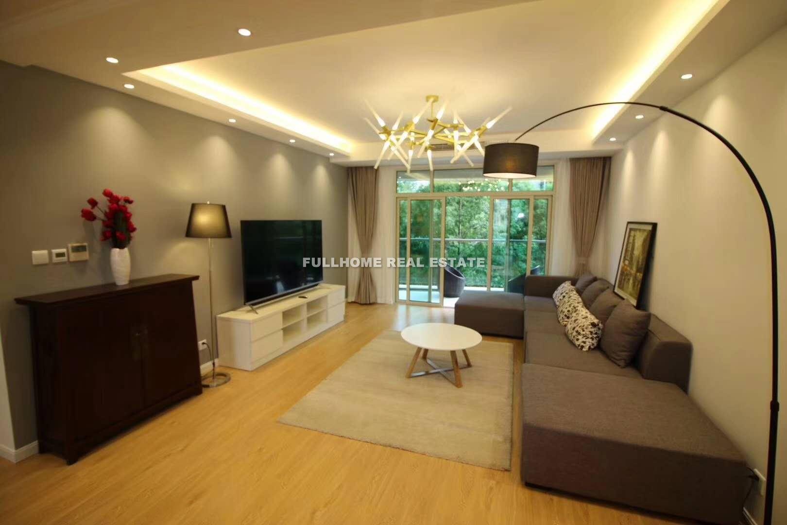 LaDoll International City - 4 bedroom apartment in Shanghai, Jing An, Downtown