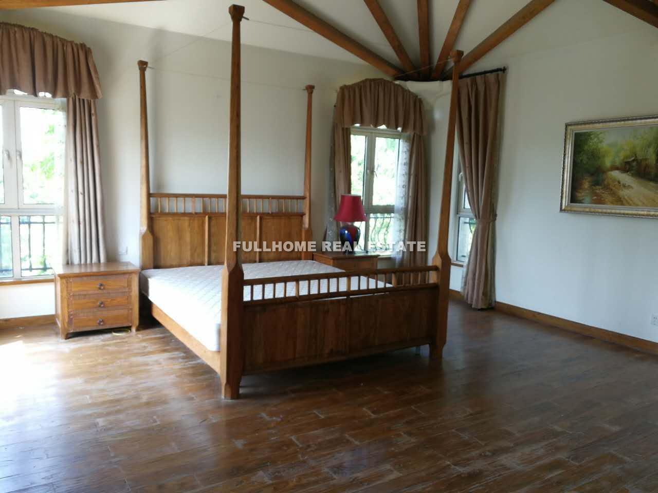 Similar property: Buckingham Villa, 4 bedrooms, 430 sqm in Shanghai