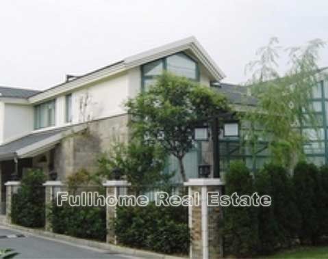 Garden Inside Garden - 4 bedroom apartment in Shanghai, Qingpu, Suburb