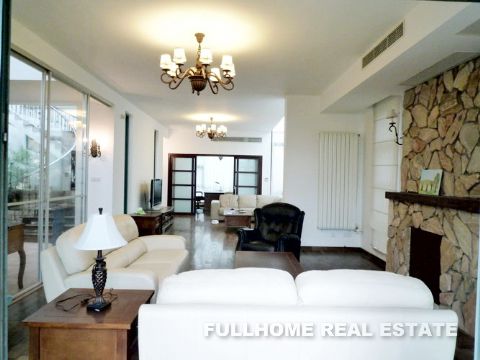 Garden Inside Garden - 5 bedroom apartment in Shanghai, Qingpu, Suburb
