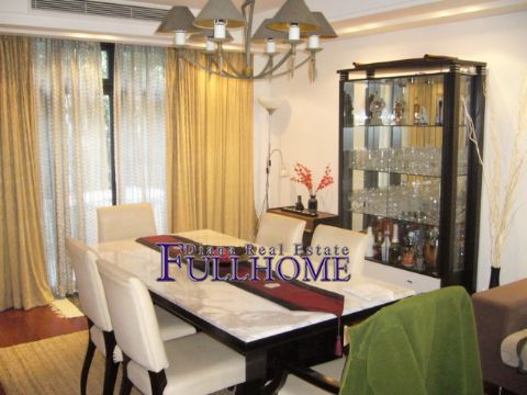 Hongqiao Golf Villas - 4 bedroom apartment in Shanghai, Hongqiao, Hongqiao