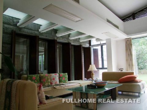 Lakeside Ville - 4 bedroom apartment in Shanghai, Qingpu, Suburb
