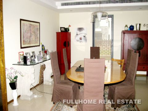 Lakeside Ville - 4 bedroom apartment in Shanghai, Qingpu, Suburb