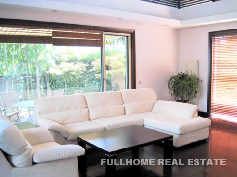 Lakeside Ville - 5 bedroom apartment in Shanghai, Qingpu, Suburb