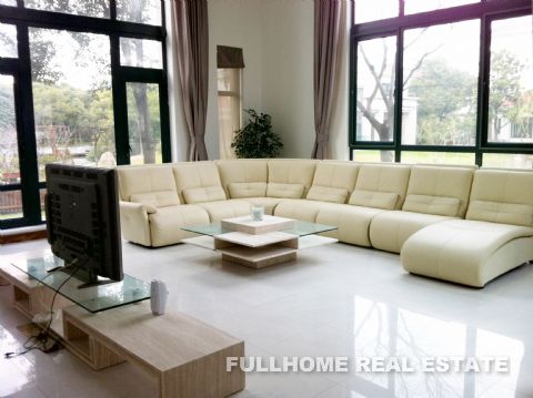 Palm Spring Garden II - 5 bedroom apartment in Shanghai, Jingqiao Green City, Pudong