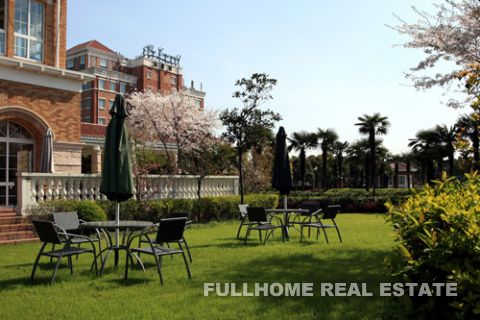 The Emerald - 7 bedroom apartment in Shanghai, Kangqiao, Pudong
