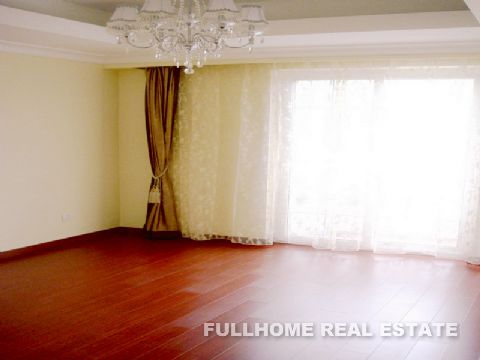 The Emerald - 4 bedroom apartment in Shanghai, Kangqiao, Pudong