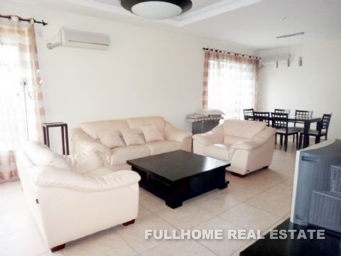 Xijiao Hua Cheng Villa - 3 bedroom apartment in Shanghai, Qingpu, Suburb