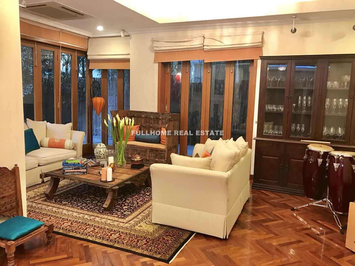 Sifang Xijiao Garden Villas - 6 bedroom apartment in Shanghai, Hongqiao, Hongqiao