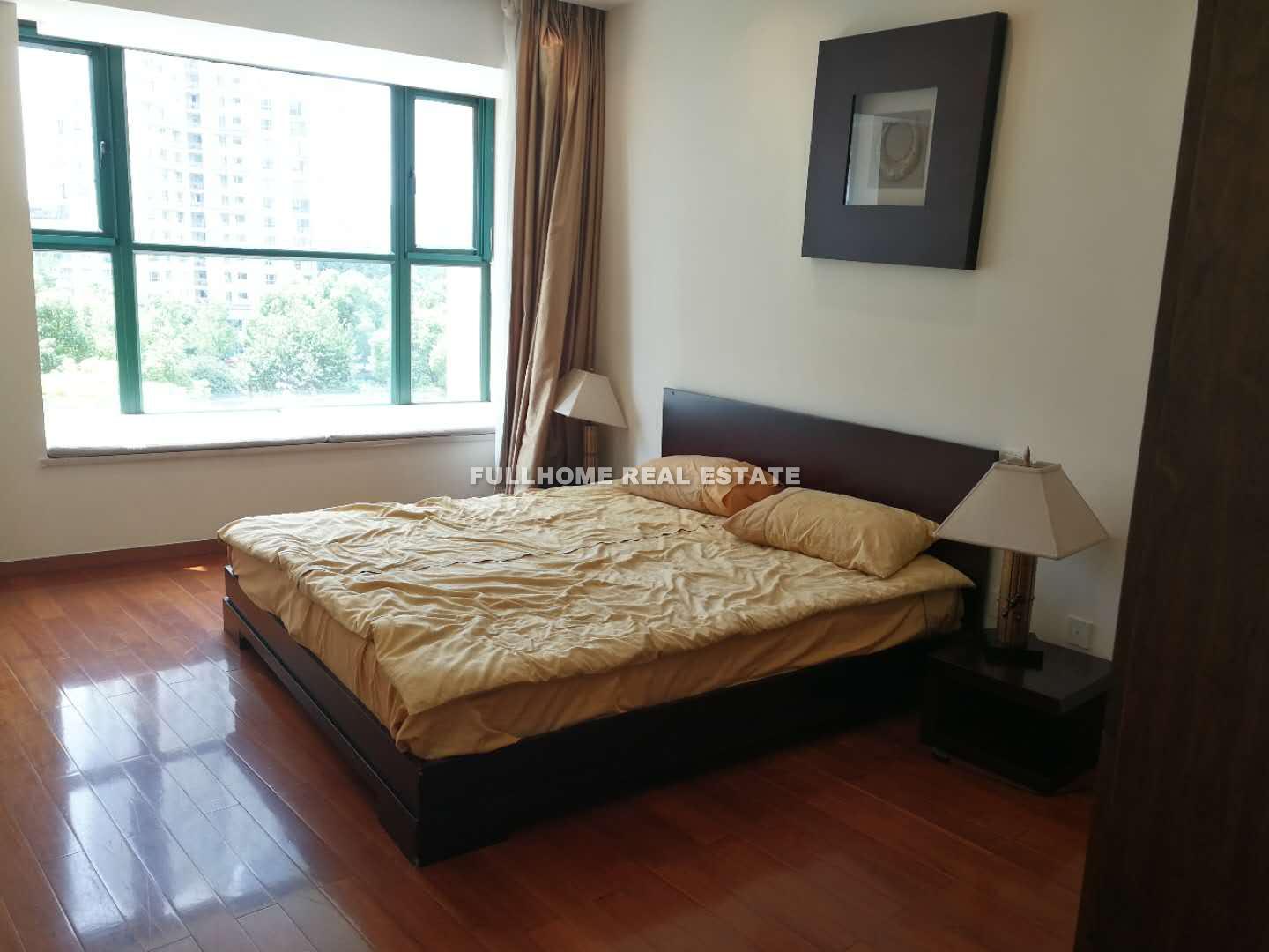 Yanlord Garden - 4 bedroom apartment in Shanghai, Lujiazui, Pudong