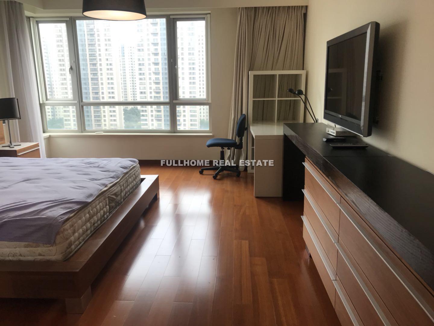 Yanlord Town - 5 bedroom apartment in Shanghai, Century Park and Lianyang, Pudong