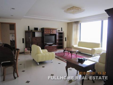 Pudong Century Garden - 4 bedroom apartment in Shanghai, Century Park and Lianyang, Pudong