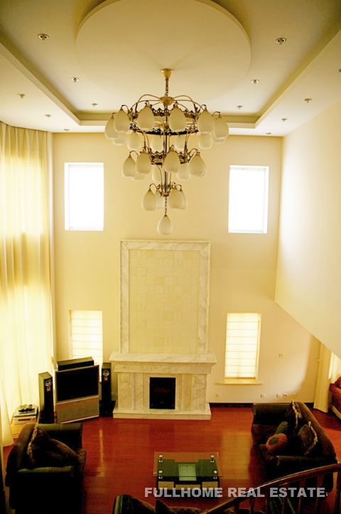 Luoshan Oasis Villa - 5 bedroom apartment in Shanghai, Kangqiao, Pudong