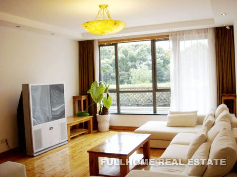 Top Of City - 3 bedroom apartment in Shanghai, People Square, Downtown