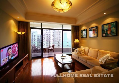 Top Of City - 3 bedroom apartment in Shanghai, People Square, Downtown