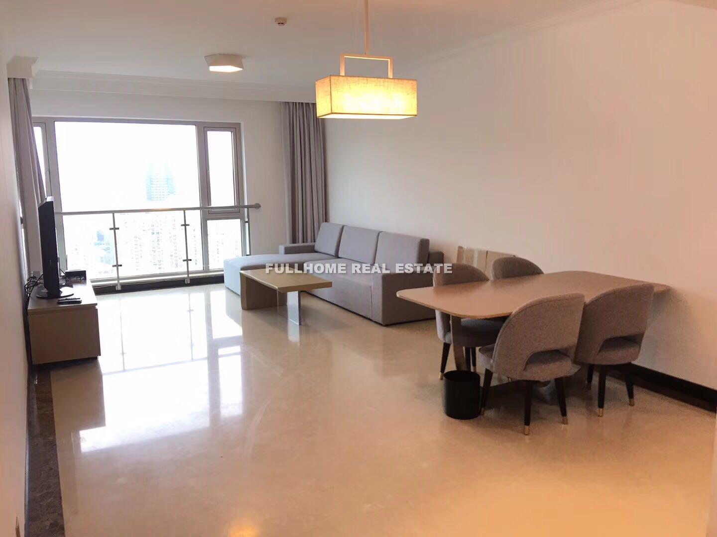 Shimao Riviera Garden - 2 bedroom apartment in Shanghai, Lujiazui, Pudong