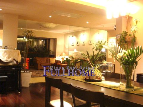 Shimao Riviera Garden - 3 bedroom apartment in Shanghai, Lujiazui, Pudong