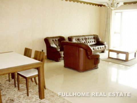 Shimao Riviera Garden - 3 bedroom apartment in Shanghai, Lujiazui, Pudong