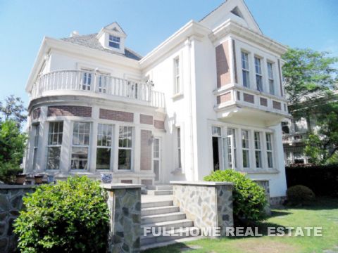 Similar property: Dongjiao Villas, 4 bedrooms, 481 sqm in Shanghai