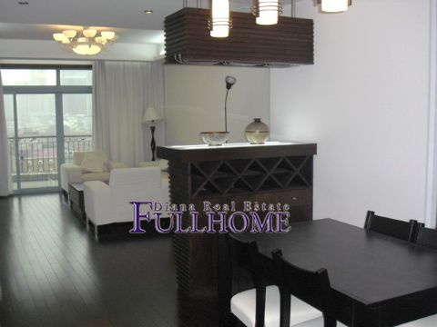 Sea of Clouds Garden - 3 bedroom apartment in Shanghai, People Square, Downtown