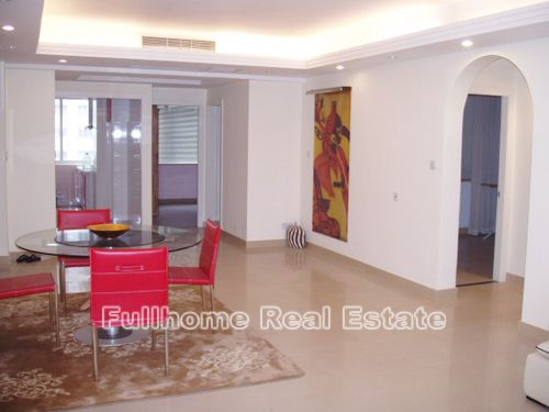 Zhongfu City Phase Ⅲ - 3 bedroom apartment in Shanghai, People Square, Downtown