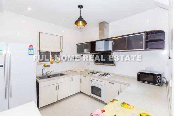 Same compound: Xijiao Regency, 4 bedrooms in Shanghai