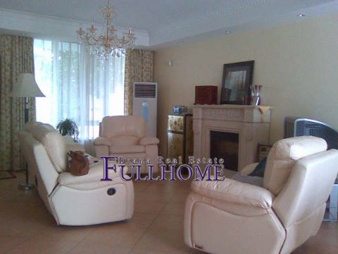 Cambridge Forest Newtown - 4 bedroom apartment in Shanghai, Kangqiao, Pudong