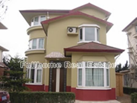Grand City Golf Club Villas - 5 bedroom apartment in Shanghai, Minhang, Suburb