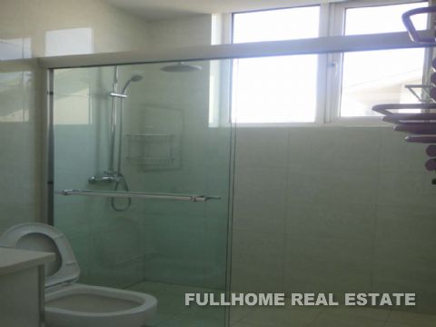 Golden Lough - Interior view 8, Suzhou rental property
