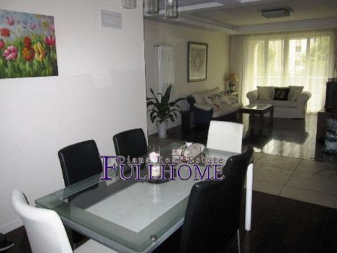 Hua Li Jia Zu (Pudong) - 3 bedroom apartment in Shanghai, Century Park and Lianyang, Pudong