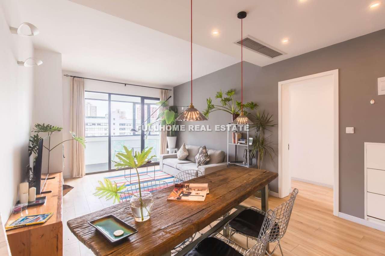 Lane 201-400 West Jianguo Road Old House  - 3 bedroom apartment in Shanghai, FFC, Downtown