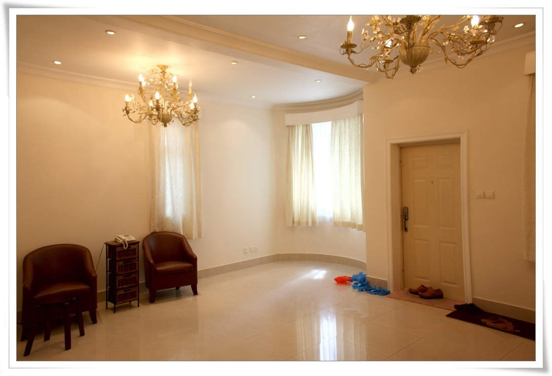 Similar property: Lane 1-1000 Nanchang Road Old House, 1 bedrooms, 80 sqm in Shanghai