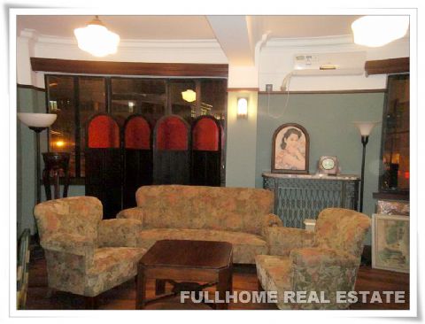 Huanghe Rd. 1934 Old Apt. - 2 bedroom apartment in Shanghai, People Square, Downtown