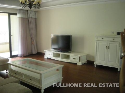 Royal Lakefront Mansion - 4 bedroom apartment in Suzhou, Industrial Park