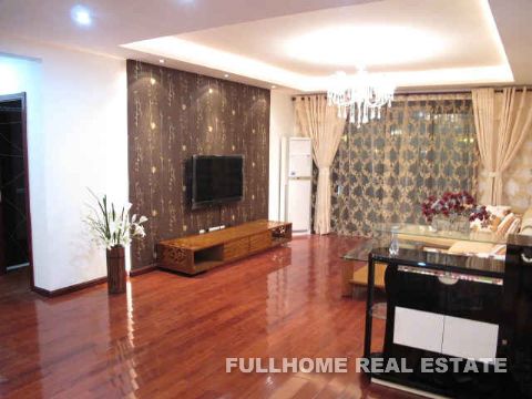 Royal Lakefront Mansion - 3 bedroom apartment in Suzhou, Industrial Park