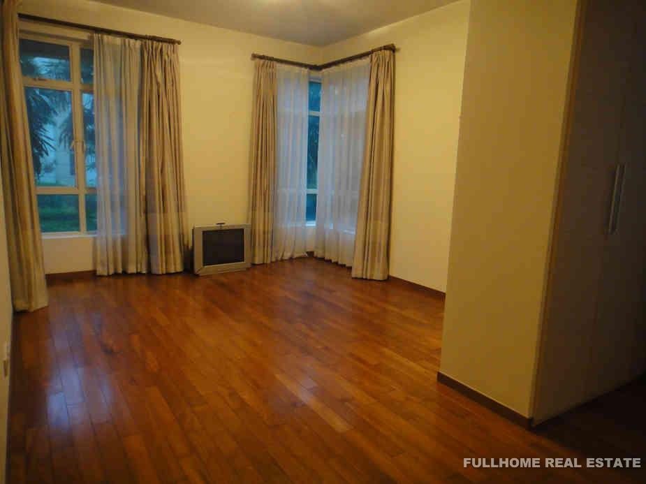 Same compound: The Lakeside, 4 bedrooms in Suzhou