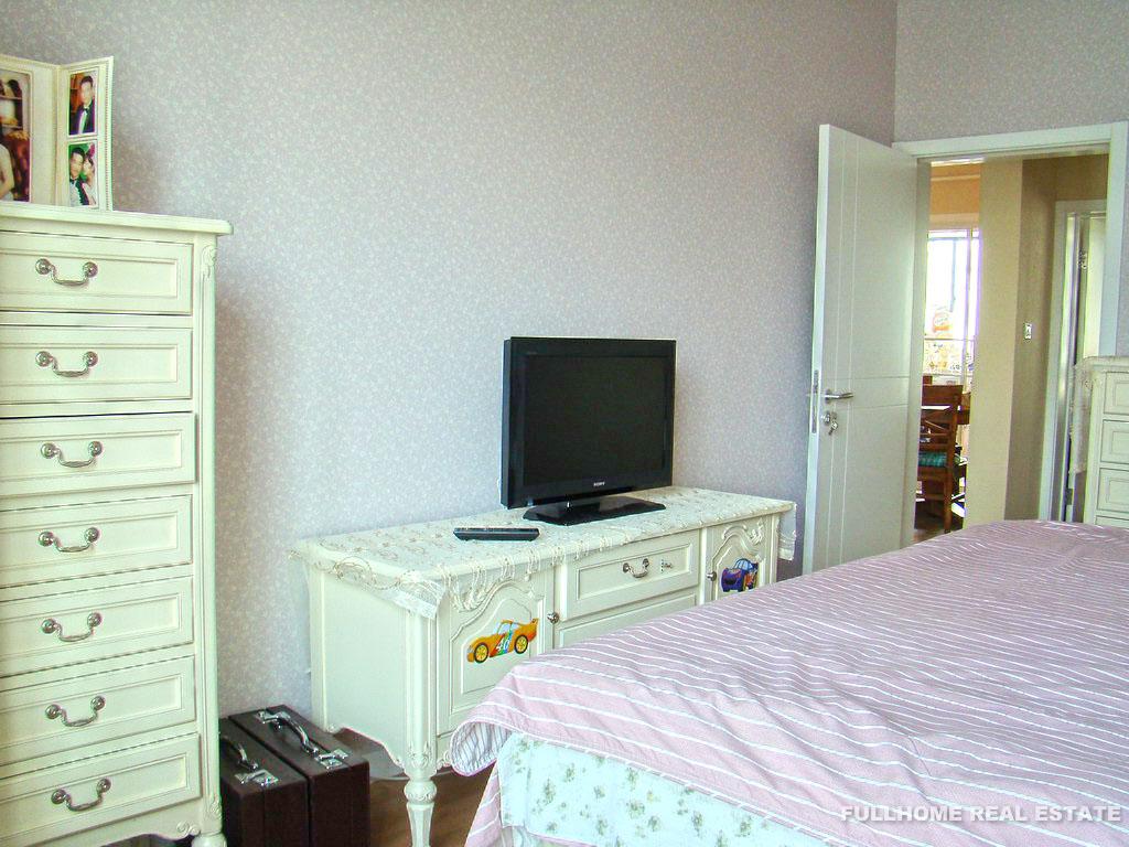 Yujing Yuan - Interior view 2, Shanghai rental property