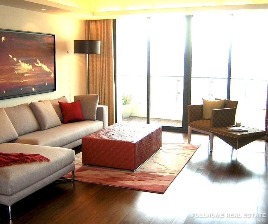 Top Of City - 3 bedroom apartment in Shanghai, People Square, Downtown
