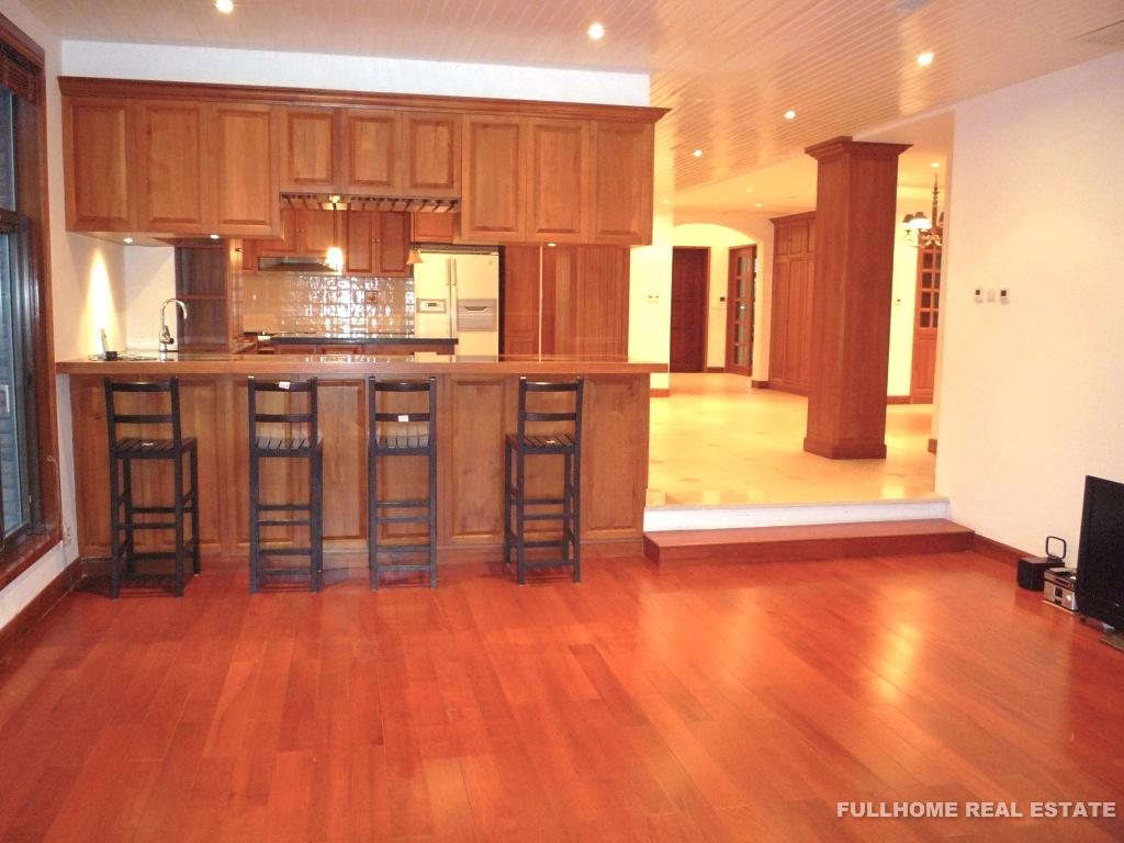 Tiziano Villas - 5 bedroom apartment in Shanghai, Kangqiao, Pudong