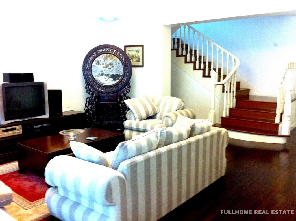 Western Suburban Garden - 4 bedroom apartment in Shanghai, Qingpu, Suburb