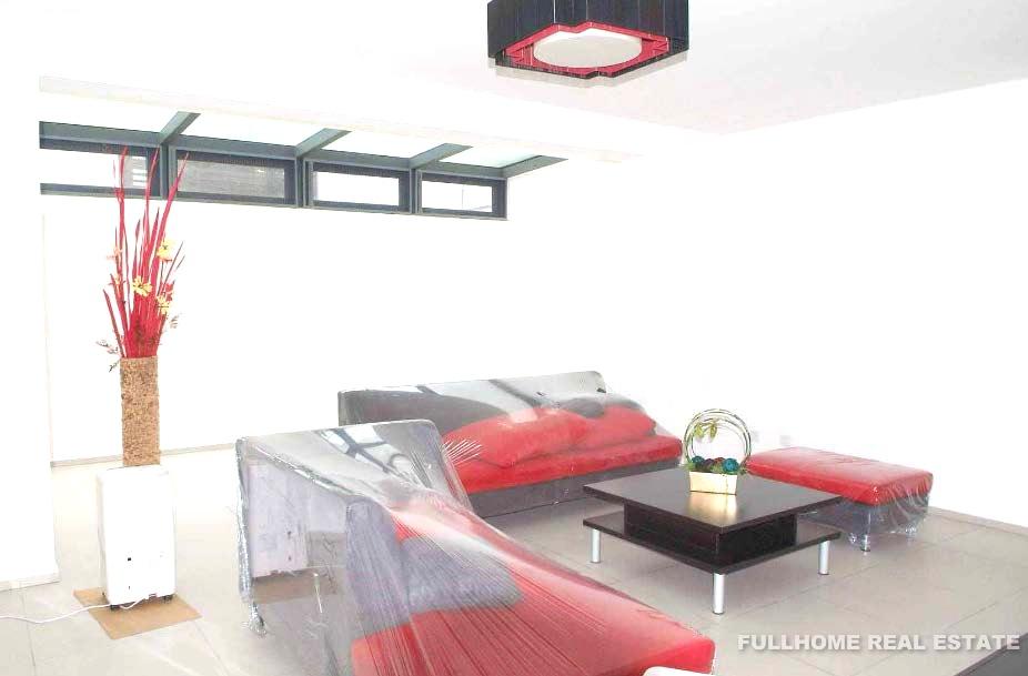 Westwood Green - 4 bedroom apartment in Shanghai, Minhang, Suburb