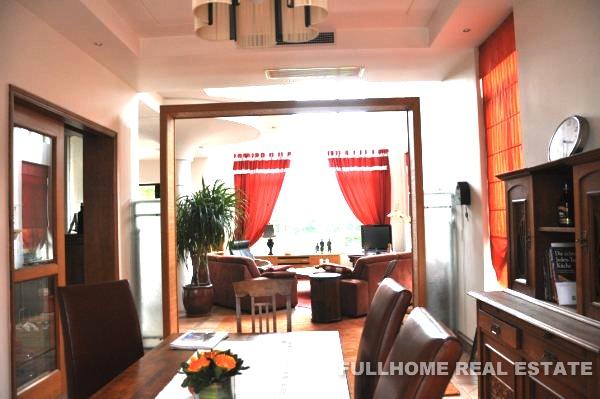 Violet Country Villa - 6 bedroom apartment in Shanghai, Qingpu, Suburb