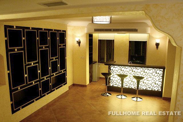 Rancho Santa Fe - 4 bedroom apartment in Shanghai, Minhang, Suburb