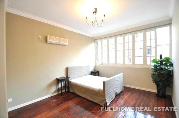 M. Yanan Road Old House - Interior view 4, Shanghai rental property