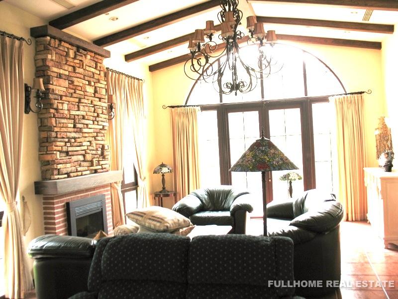 Rancho Santa Fe - 5 bedroom apartment in Shanghai, Minhang, Suburb