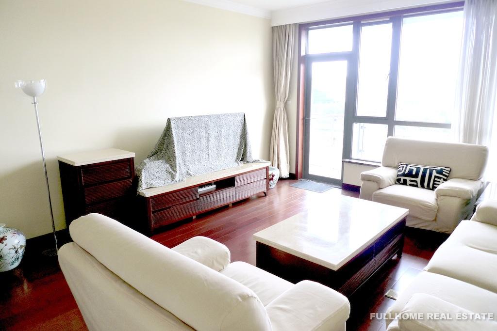 Top Of City - 3 bedroom apartment in Shanghai, People Square, Downtown