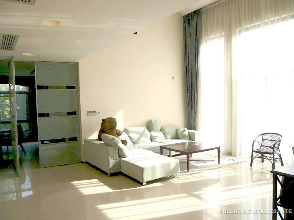 Long Beach Garden Villa - 4 bedroom apartment in Shanghai, Qingpu, Suburb
