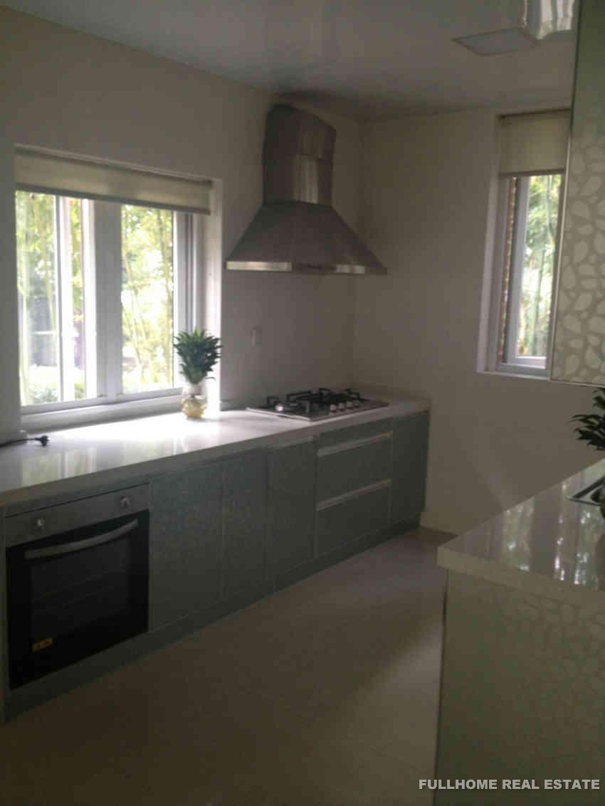 Golden Lough - Interior view 4, Suzhou rental property
